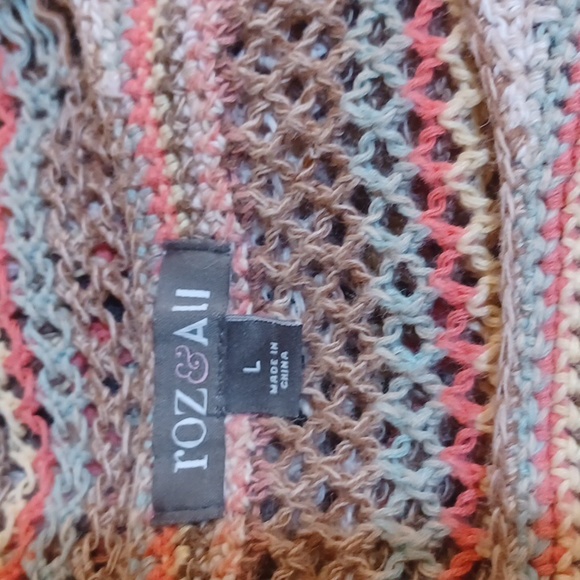 Roz & Ali Open Weave Pullover Top - Picture 7 of 9